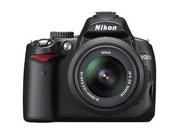 Nikon D5000 DSLR Camera with Nikon 18-55mm VR Lens