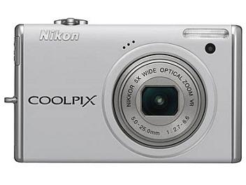 Nikon Coolpix S640 Digital Camera - White